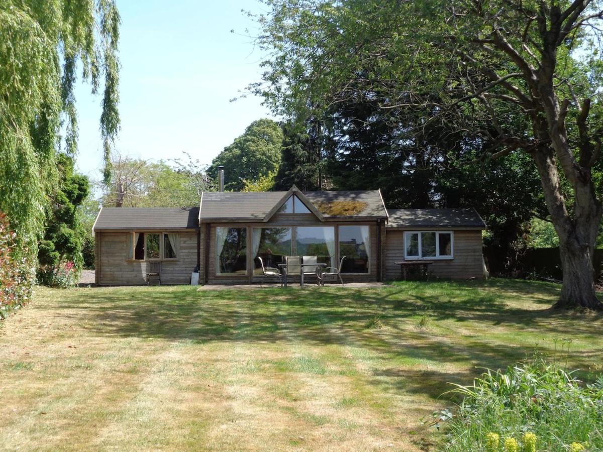 Idyllic Log Cabin Near Stratford Upon Avon Exteriér fotografie